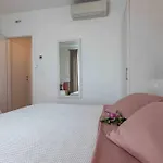 Luminous Flat With Attic With Pool *