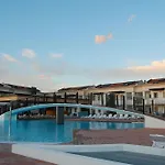 Luminous Flat With Attic With Pool Apartment
