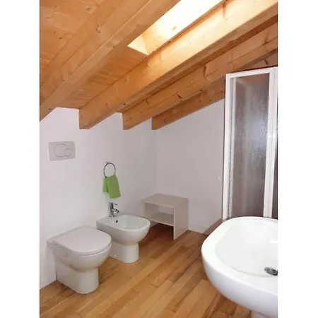 Luminous Flat With Attic With Pool