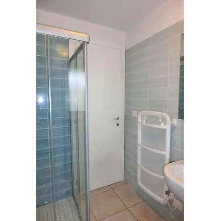 Apartment Luminous Flat With Attic With Pool Bibione