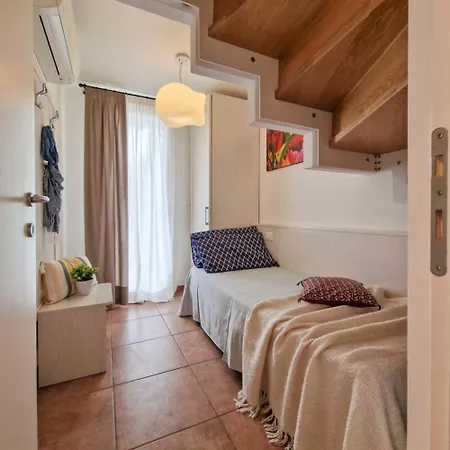 Luminous Flat With Pool Bibione