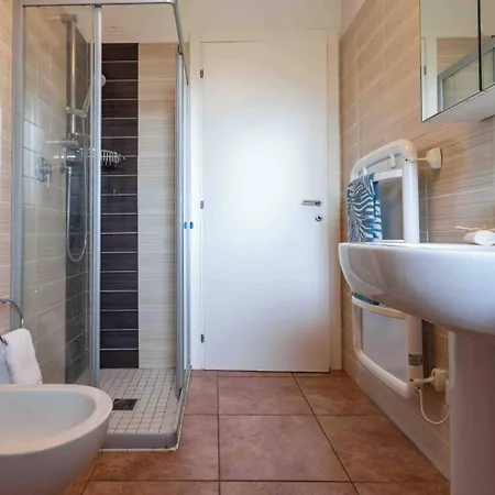 Luminous Flat With Pool Bibione