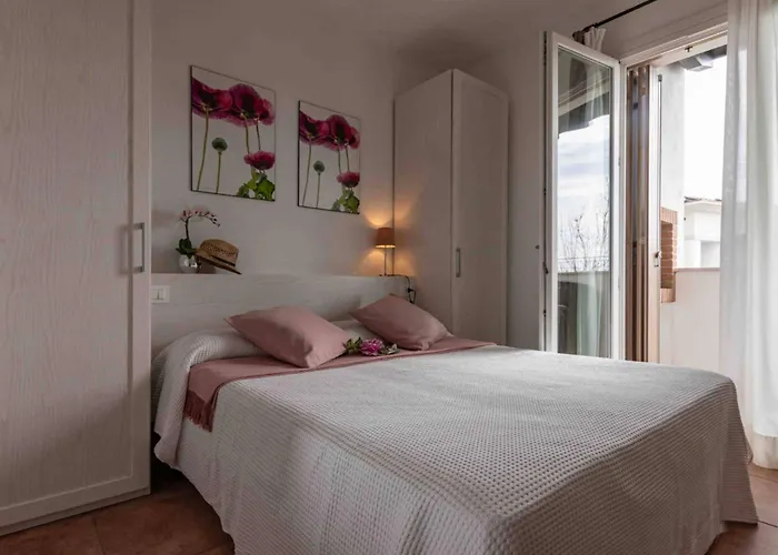 Luminous Flat With Attic With Pool * Bibione