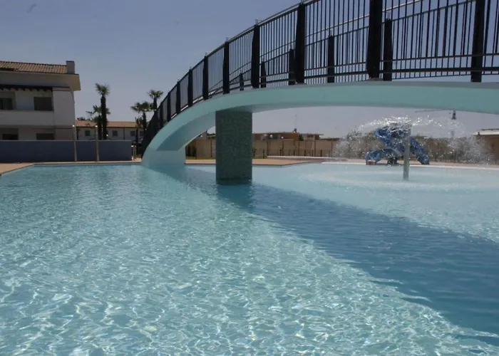 Luminous Flat With Attic With Pool